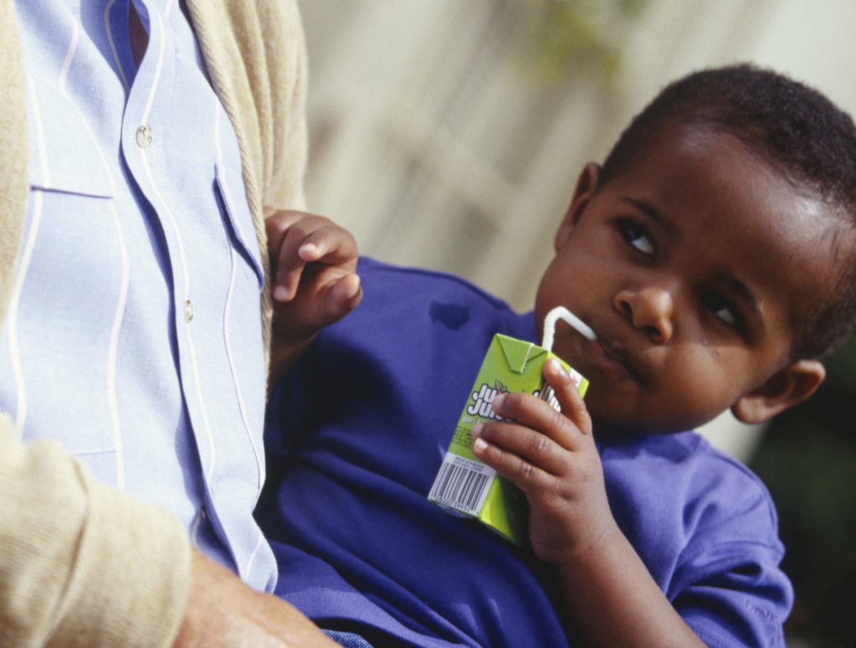 New Research Shows It's Fine to Give Your Kids a Juice Box - Parent Co.