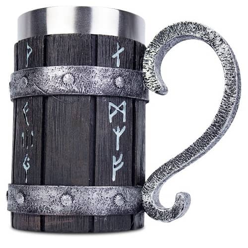 Chope de biere runes vikings symboles
