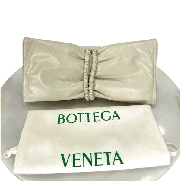 BOTTEGA VENETA - Intrecciato Nodini Double Zip Crossbody bag – Open Vault -  Designer Consigners