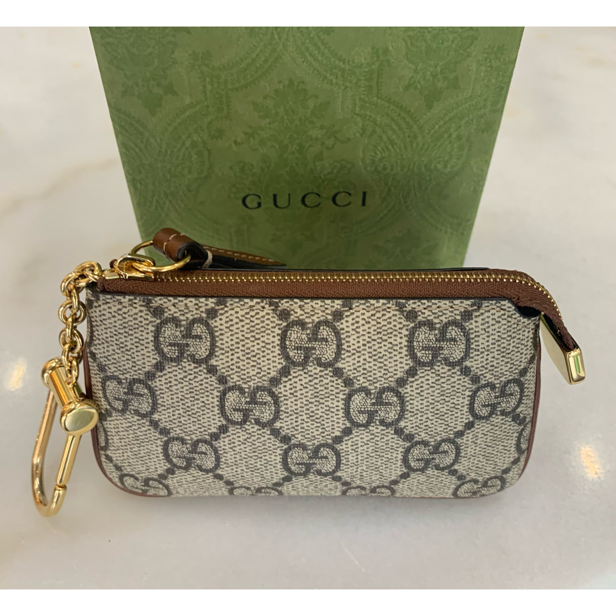 GUCCI - GG Supreme Key Pouch – Open Vault - Designer Consigners