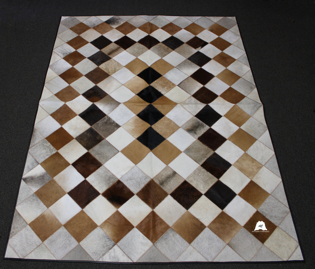 Round Patchwork Star Cowhide Rug - Size 40 Inches – Artisan Cowhides