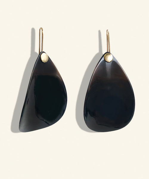 Nanuk Black Onyx Hoop Earrings – pignastudio.com