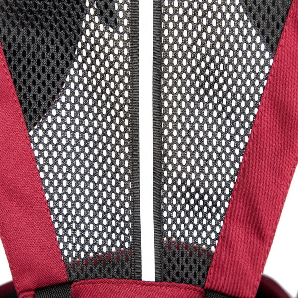 The extensive mesh vent area is the largest among the Twyla line of carriers