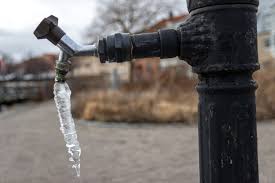 How to stop pipes from freezing during the winter