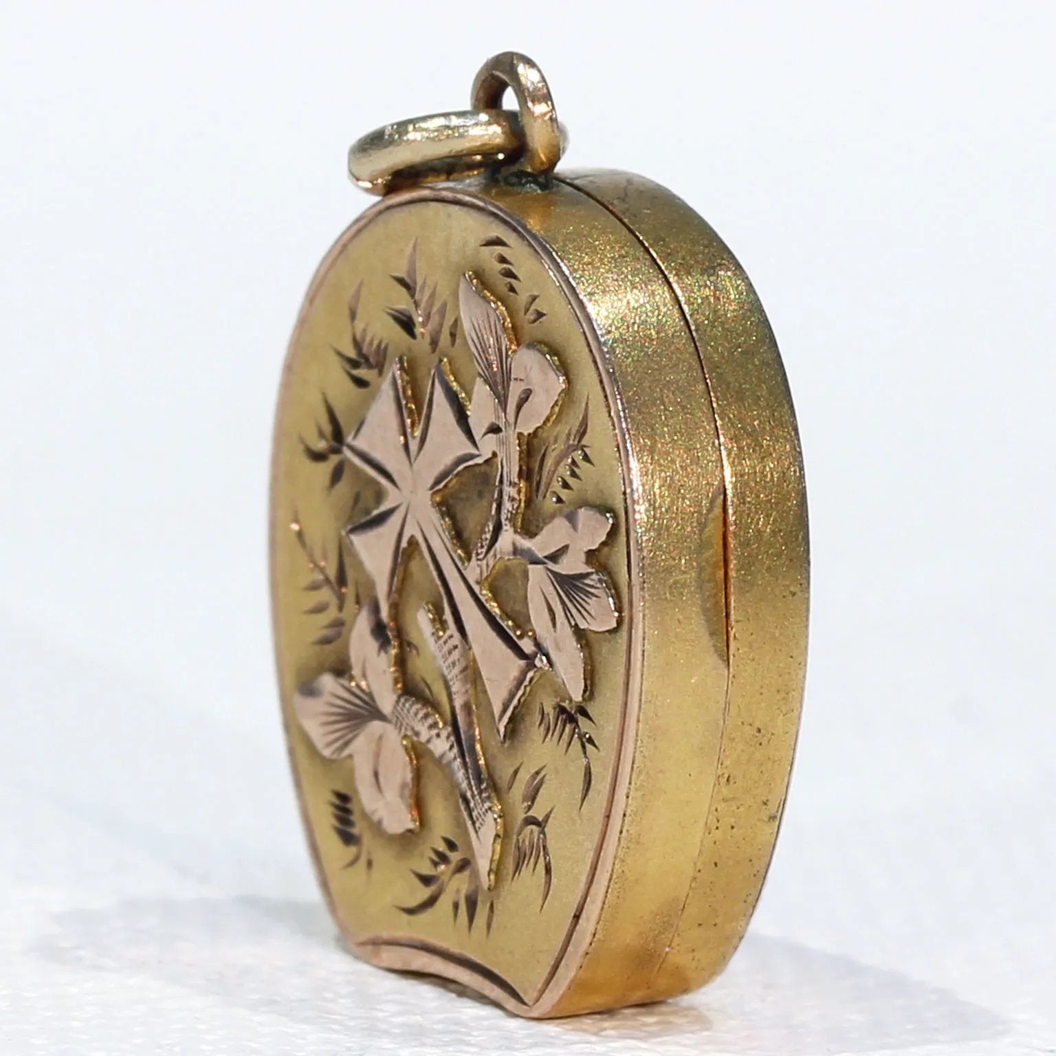 Bloomed Gold Victorian MPG Monogrammed Locket