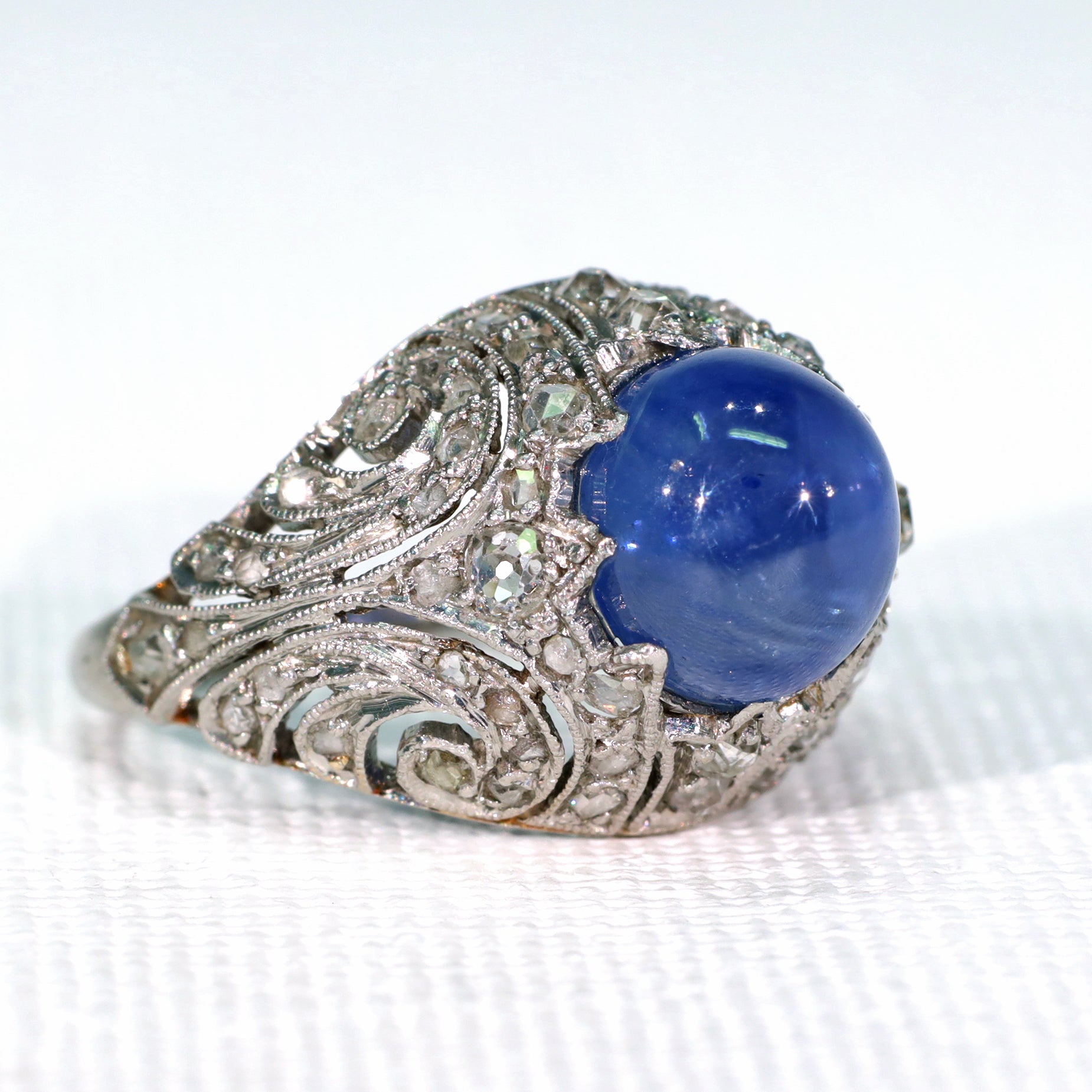 Stunning Natural Ceylon Sapphire Diamond Dome Ring Art Deco