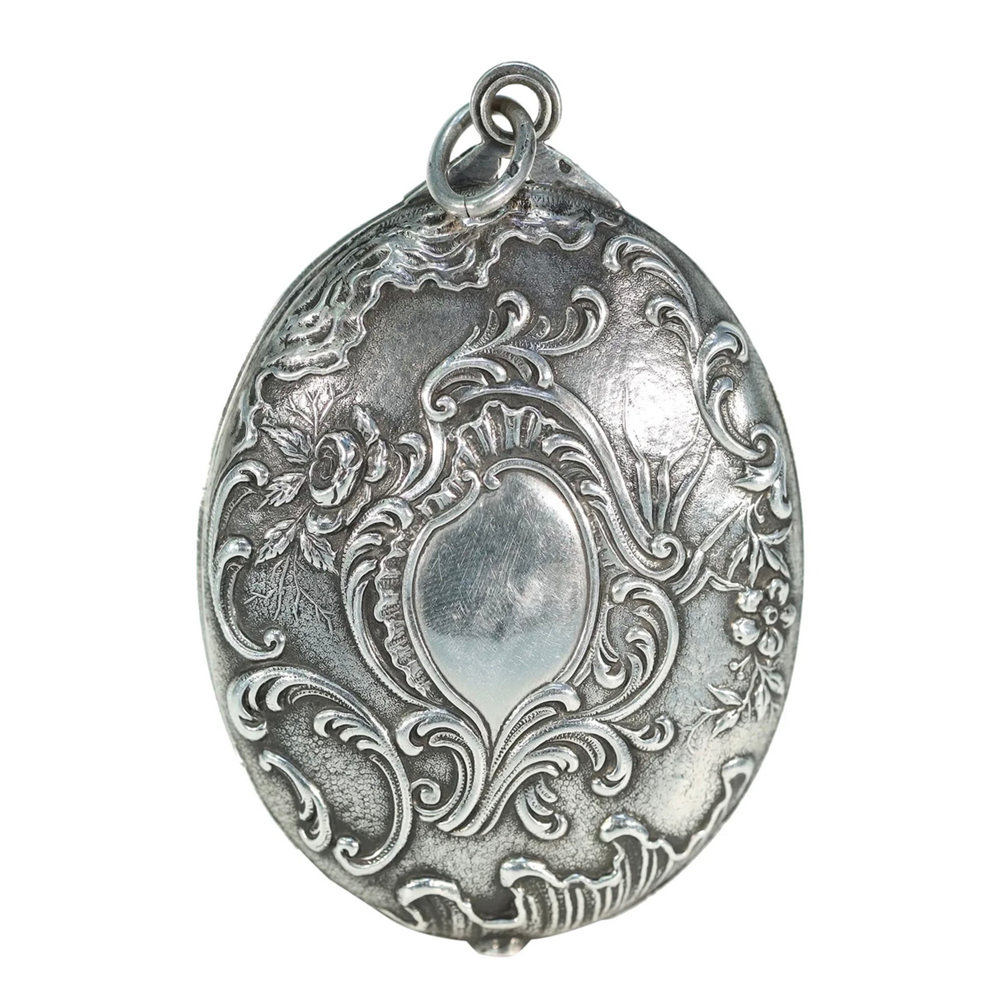 Art Nouveau Antique Russian Heart Shaped Sliding Locket For Sale