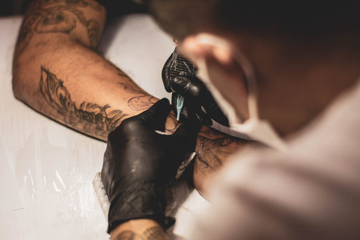 The legal age to get tattooed in Spain, the terror of some parents |  Tattooing
