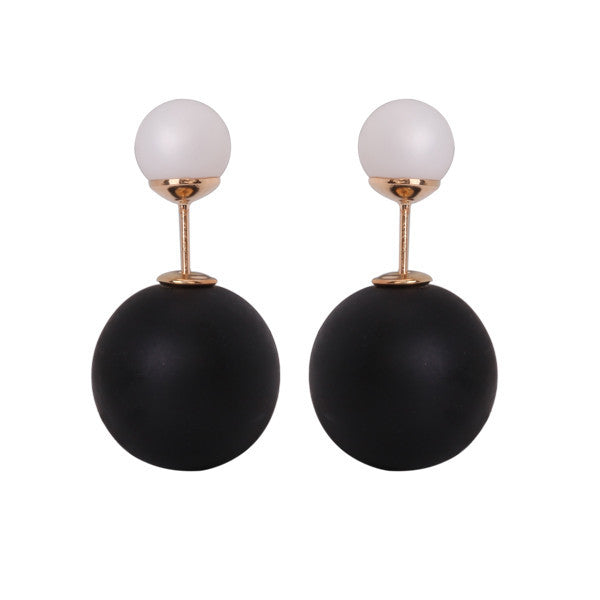 Gum Tee Misses Style Tribal Earrings - Matte Black & White