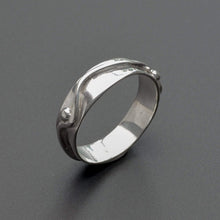 Cargar imagen en el visor de la galería, designer sterling silver ring

