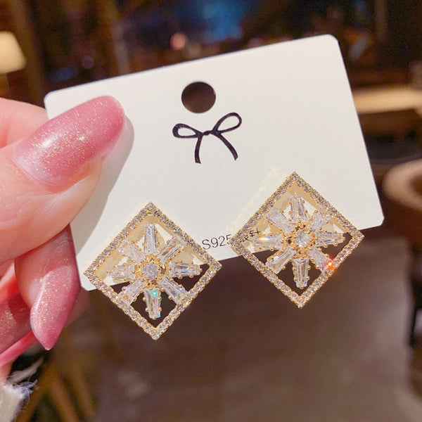 2021 New Fashion Korean Oversized White Pearl Drop Earrings for Women Bohemian Golden Round Zircon Wedding Earrings Jewelry Gift 23