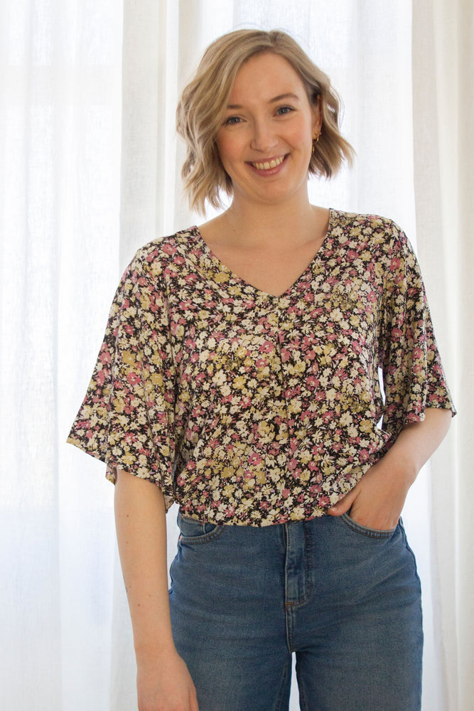 
                
                    Load image into Gallery viewer, Violetta Top / Silver Ferm Florals
                
            
