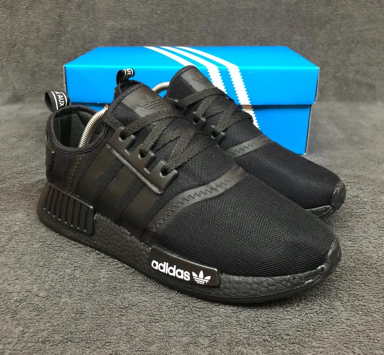 nmd preto azul e vermelho