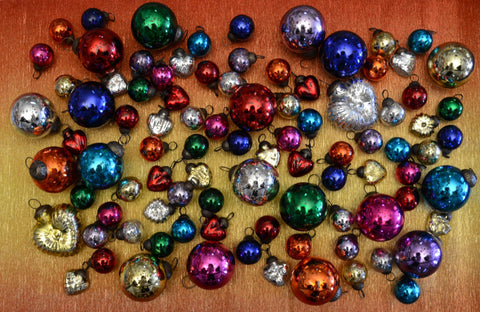 Vintage Holiday Glass Ornaments - Luna Bazaar - Discover. Decorate