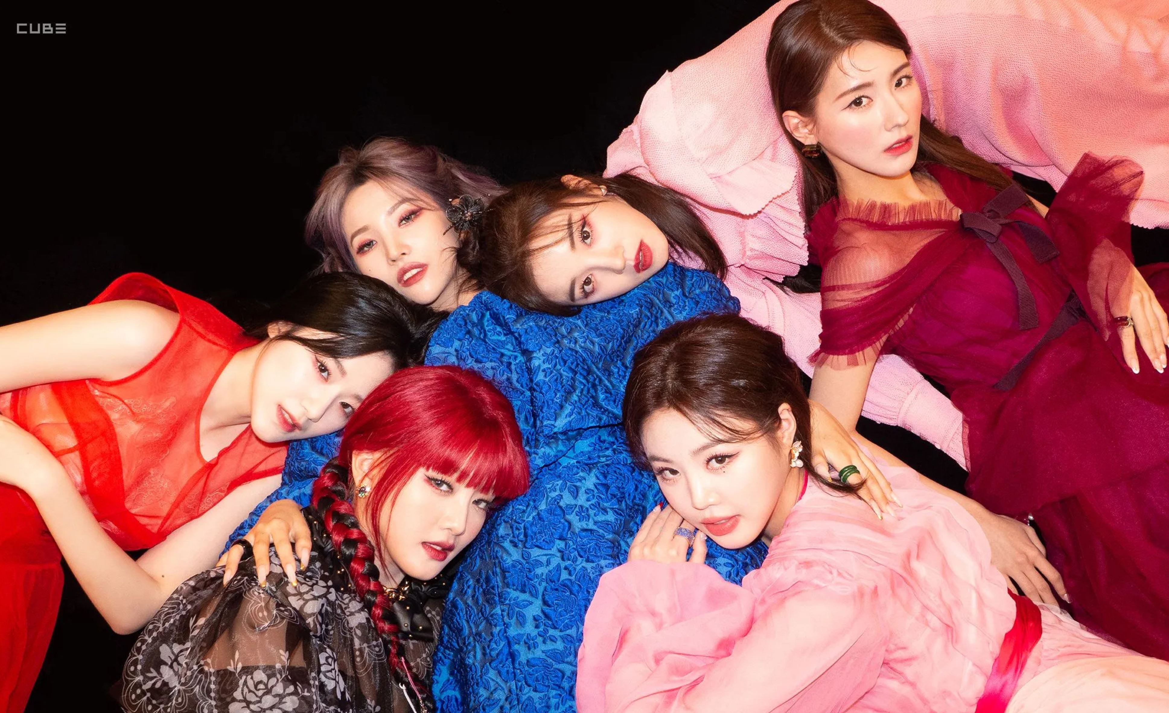 Джи айдл супер. Группа g Idle hwaa. G Idle 2021 hwaa. G I DLE участницы 2022. G Idle участницы hwaa.