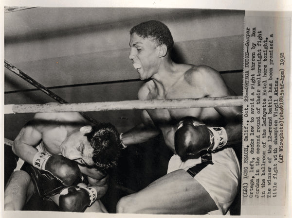 JORDAN, DON-VIRGIL AKINS WIRE PHOTO (1958-4TH ROUND) – JO Sports Inc.