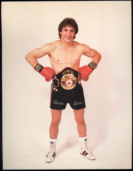 Boom Boom Booms Lightweight Champ Ray Mancini Wins Big Sports Illustrated  Cover by Sports Illustrated