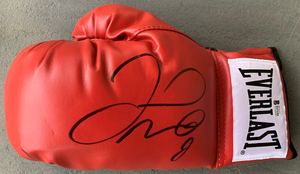 Floyd Mayweather Jr. Signed Everlast Boxing Glove (Beckett