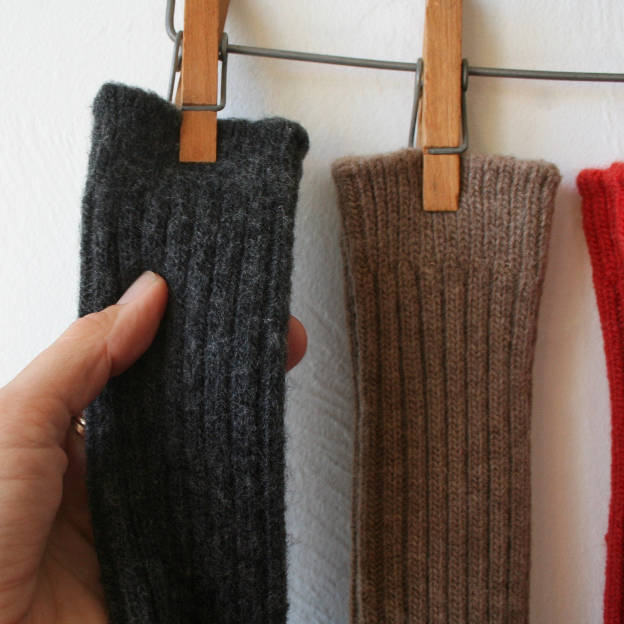 Nishiguchi Kutsushita Wool Ribbed Socks - 4 Color Options