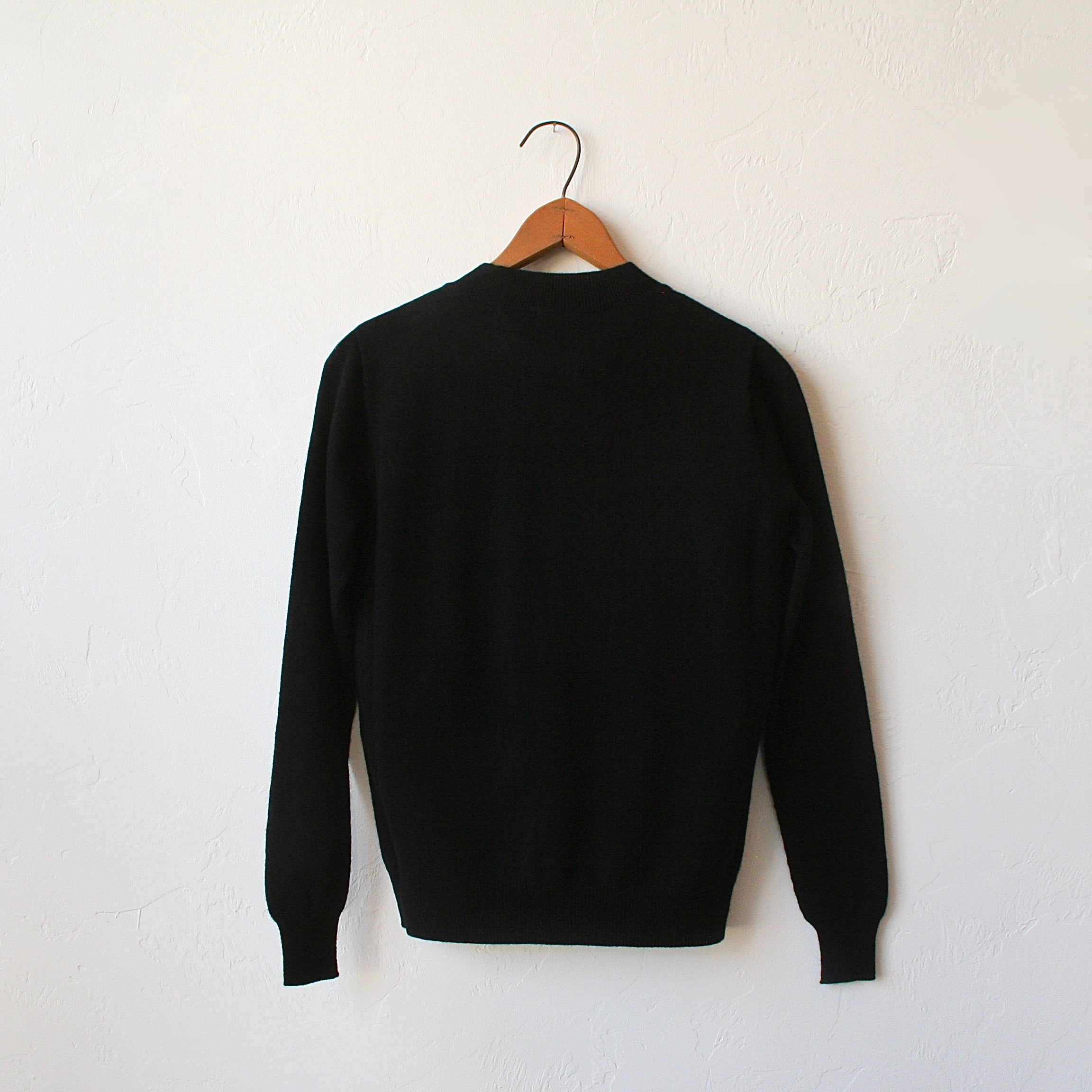 Apuntob Cashmere Crewneck Pullover - Black