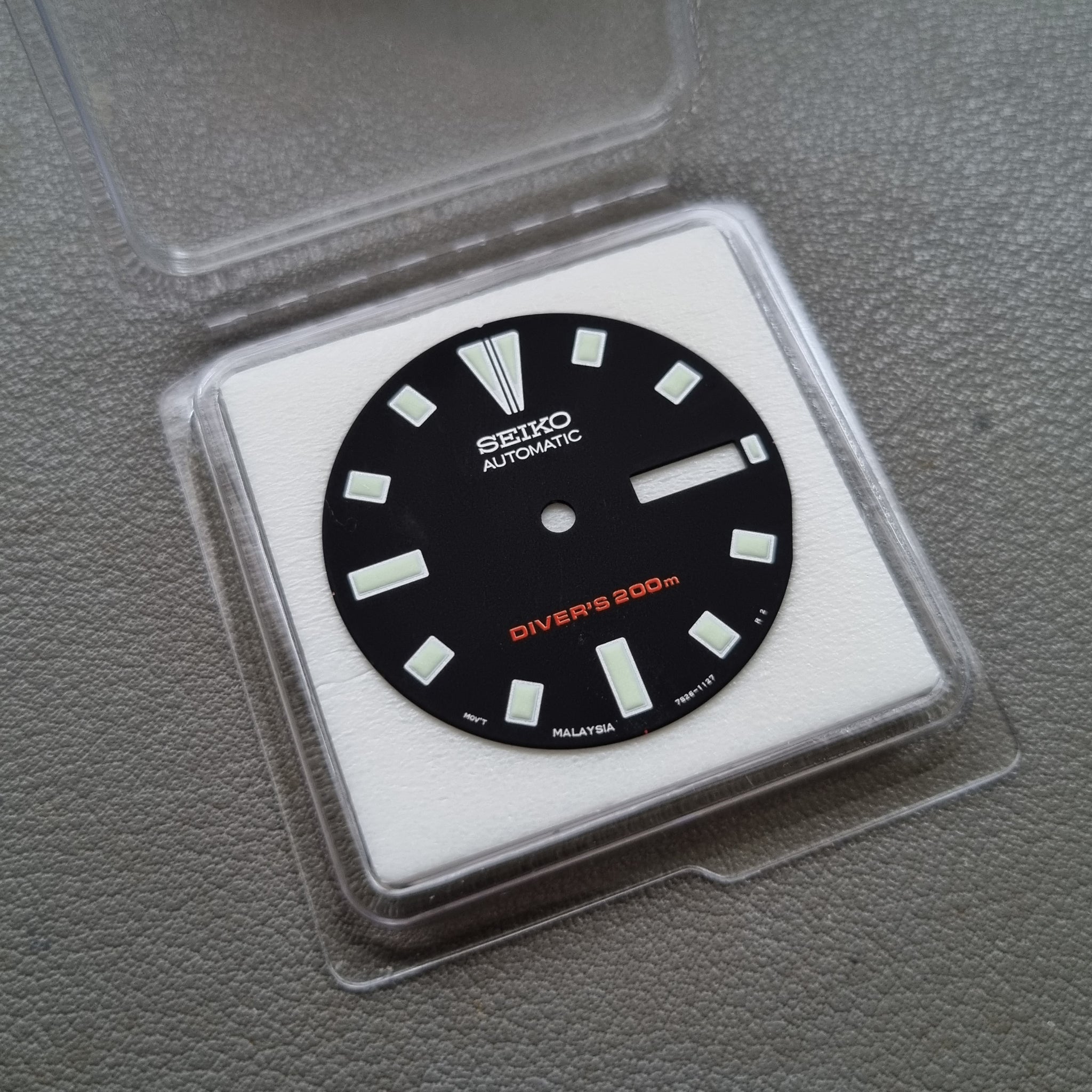 DIA115 OEM SEIKO SKX173 BLACK DIAL – Mod Mode Watches