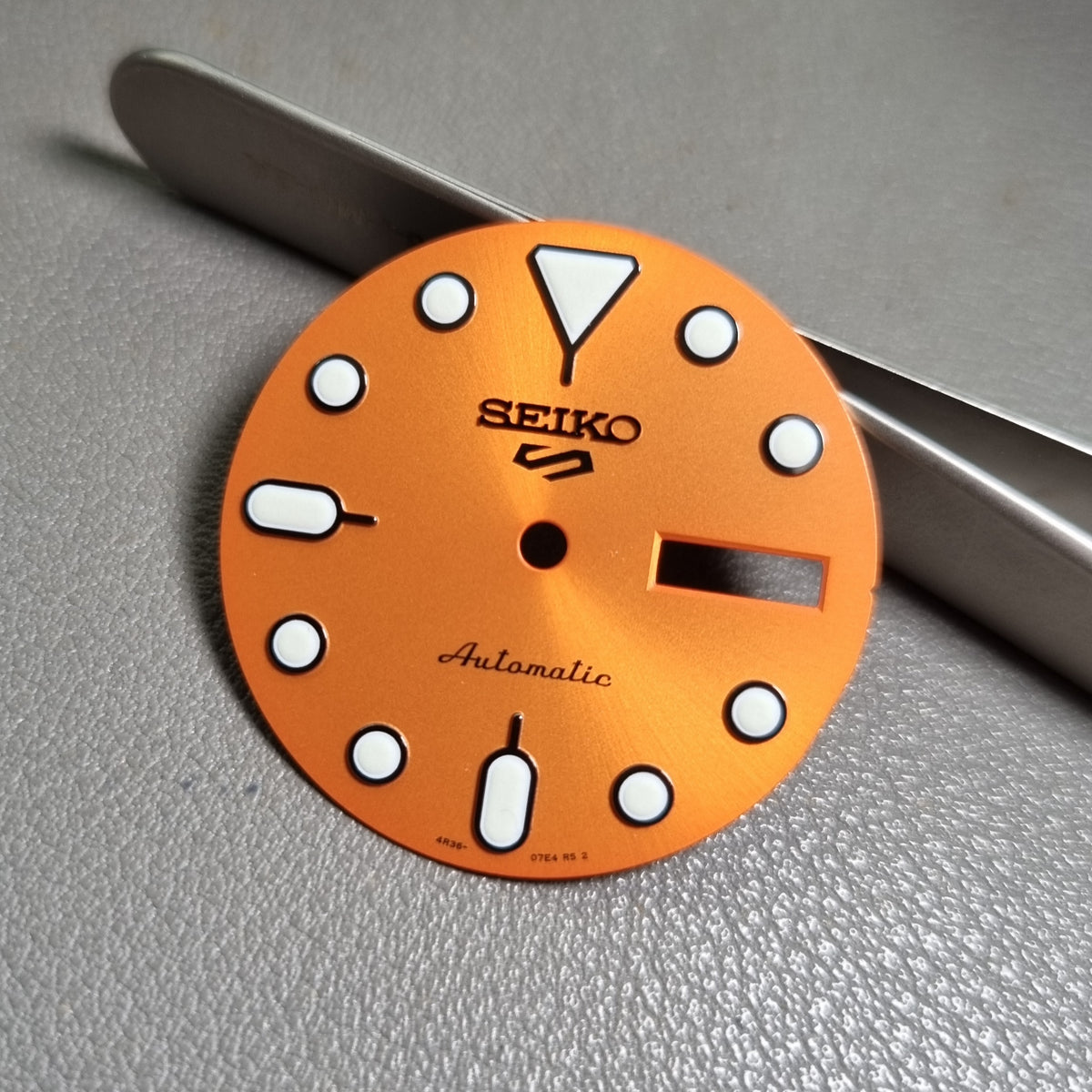 DIA158 SEIKO SRPD59 OEM Orange Dial – Mod Mode Watches