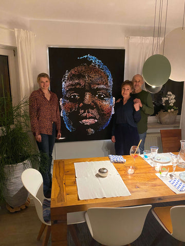 Painting The BIG One Junior by Marilena Hamm with its new owners Beatrix and Andreas.