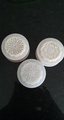 White round small mooncake moulds.