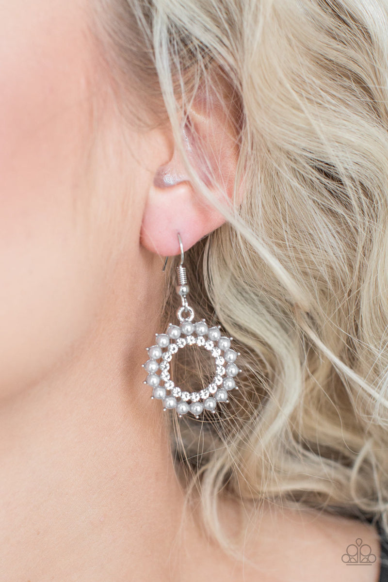 paparazzi silver rhinestone pearl wreathed circle radiance earrings accessories jewelry earrin bee