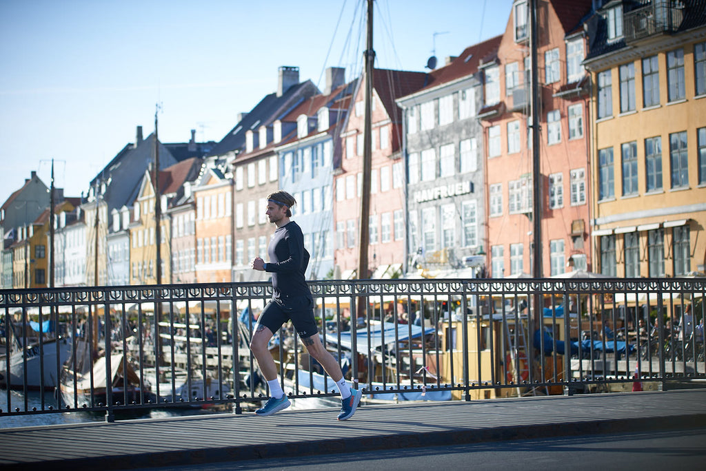 Fe226 is a performance sportswear brand from Copenhagen. Fe226 create sportswear for running, cycling and triathlon with a sustainable approach, which need less washing