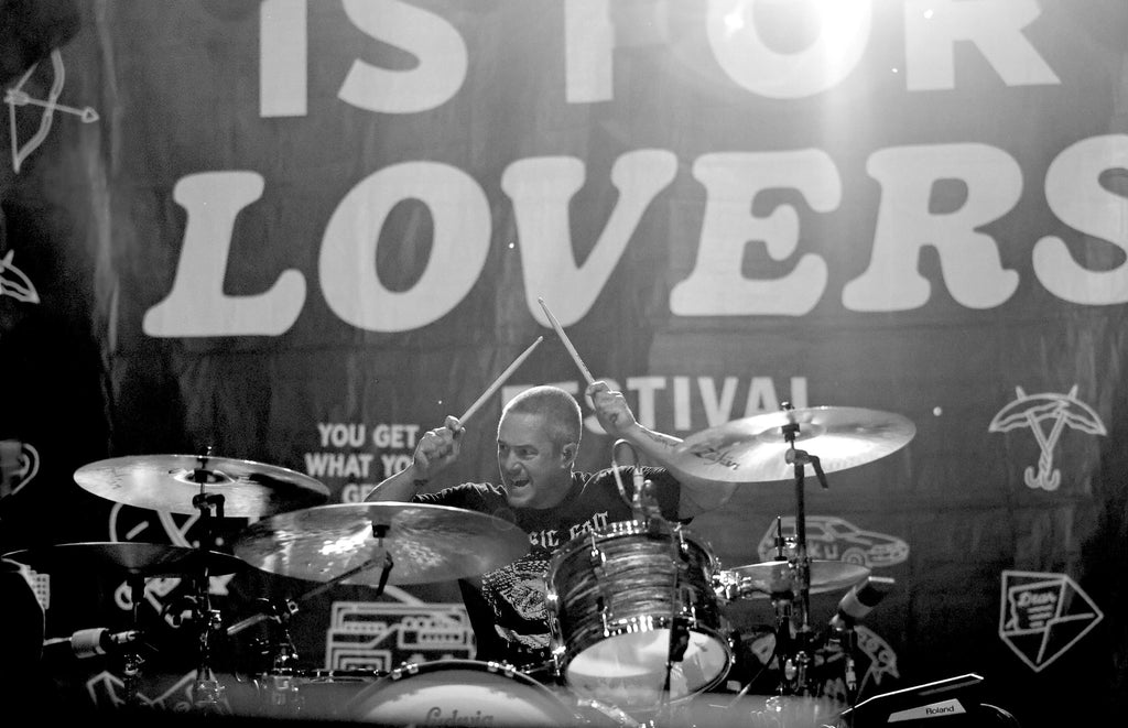 Riley Breckenridge of Thrice is a Drummer, musician, runner, great person and part of Fe226 People we admire blog