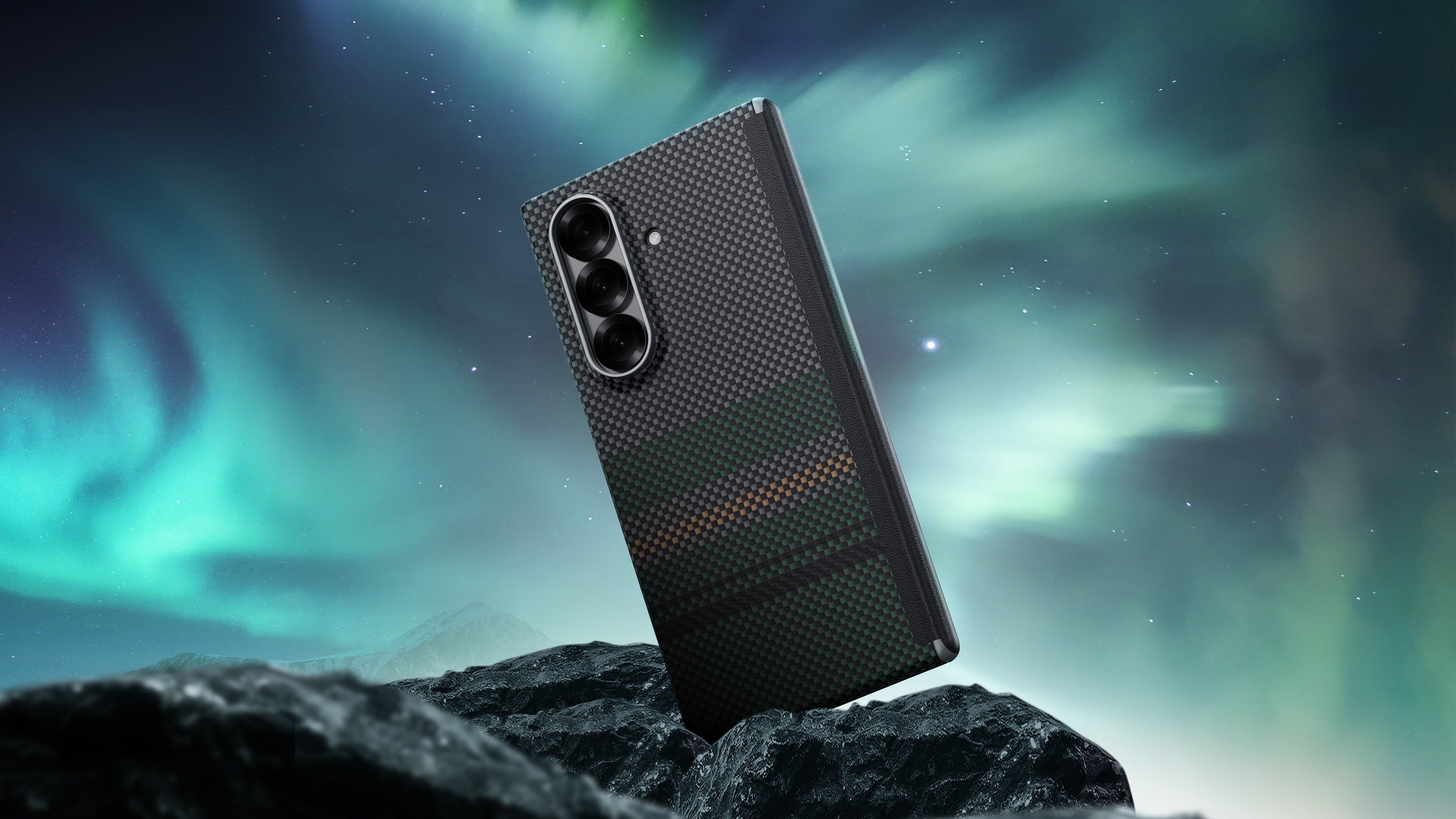 Aurora ArmorAir Case built with Kevlar® for iPhone 15 Pro Max (10).jpg__PID:fa59f93c-d00c-43a0-8de5-eb12a1ef9e1c