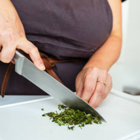 How to cut thyme into small bits with chef knife