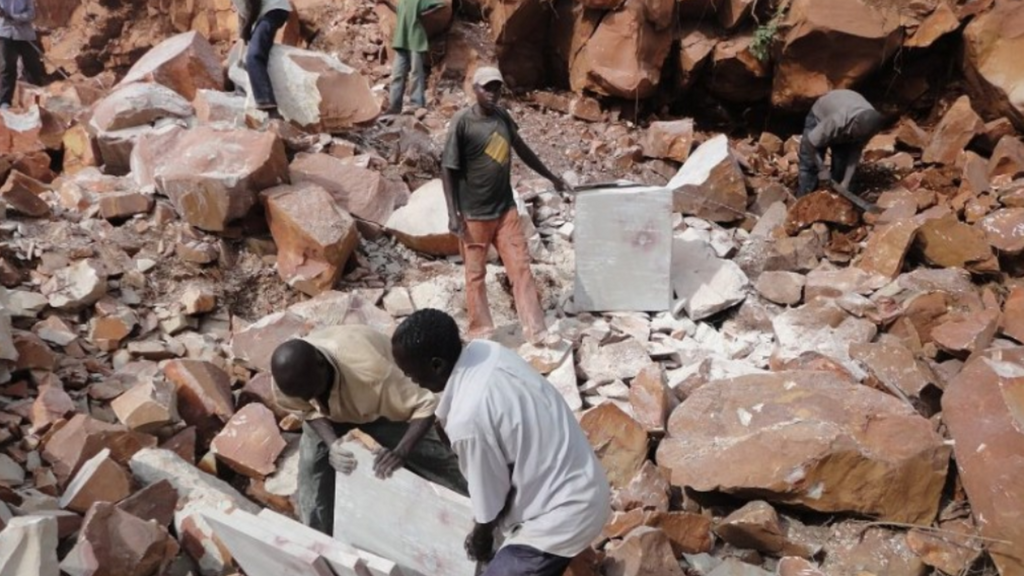 Mining process of Kisii soapstone