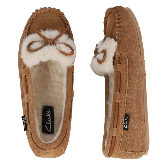 NWT Clarks women faux fur glitter moccasin slippers | Clarks women, Moccasins  slippers, Slippers shop
