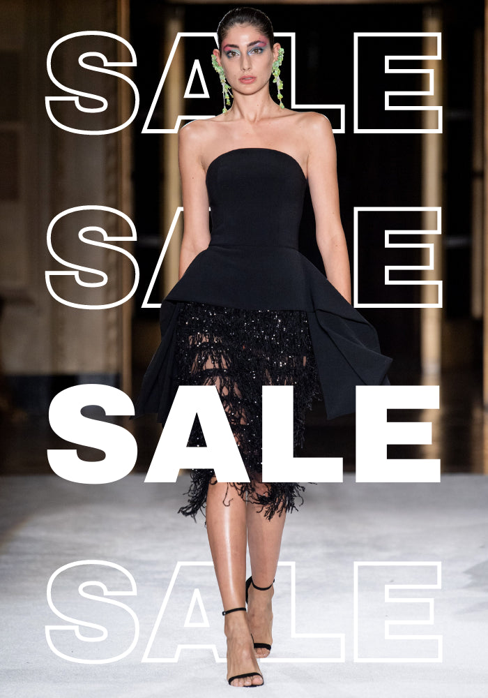 merknaam stroomkring Licht SALE | Christian Siriano