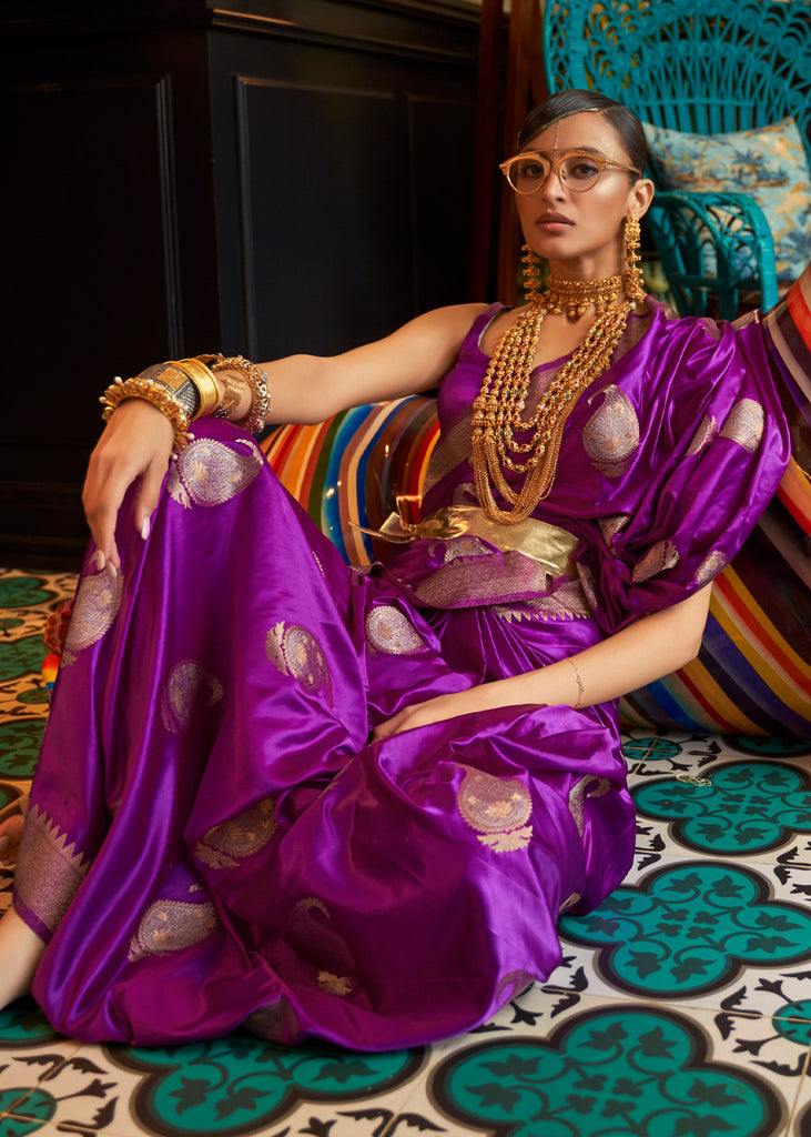 Benarasi purple saree look with gold jewelry | Saree look, Purple saree,  Saree