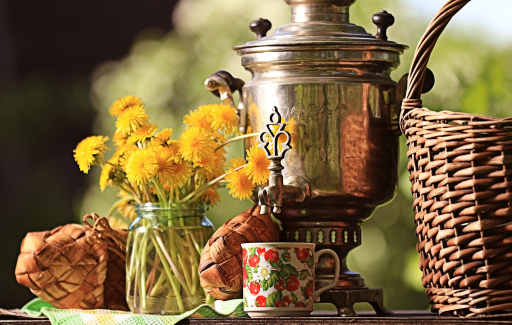 Russian Samovar Tea