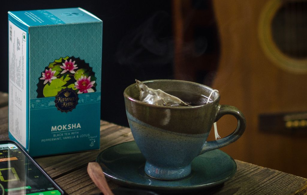 Moksha: Organic Peppermint, Lotus And Black Tea