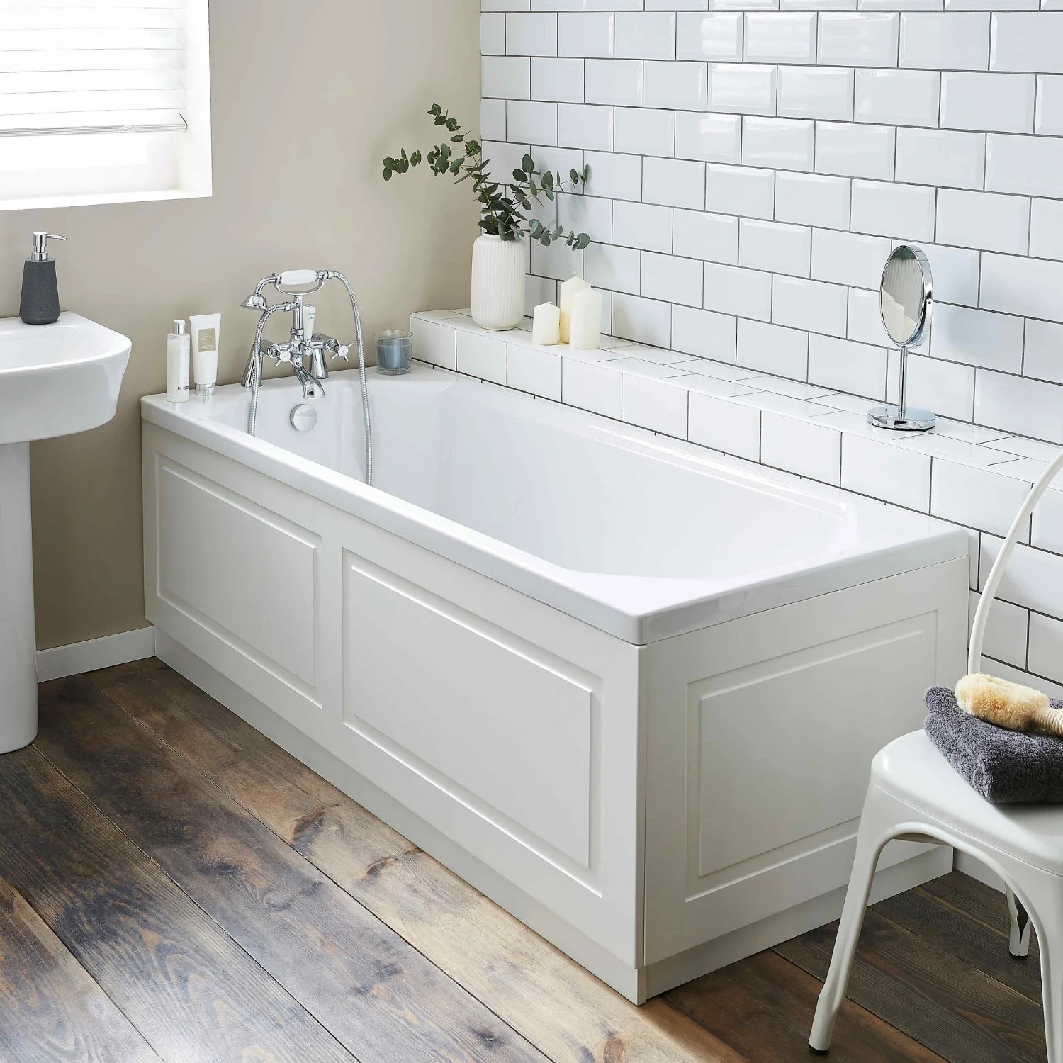 Teak wood bath panel with integrated storage for a spa-inspired retreat