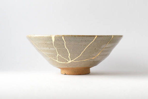 Kintsugi Pottery: The Art of Repairing With Gold - Barnabas Gold