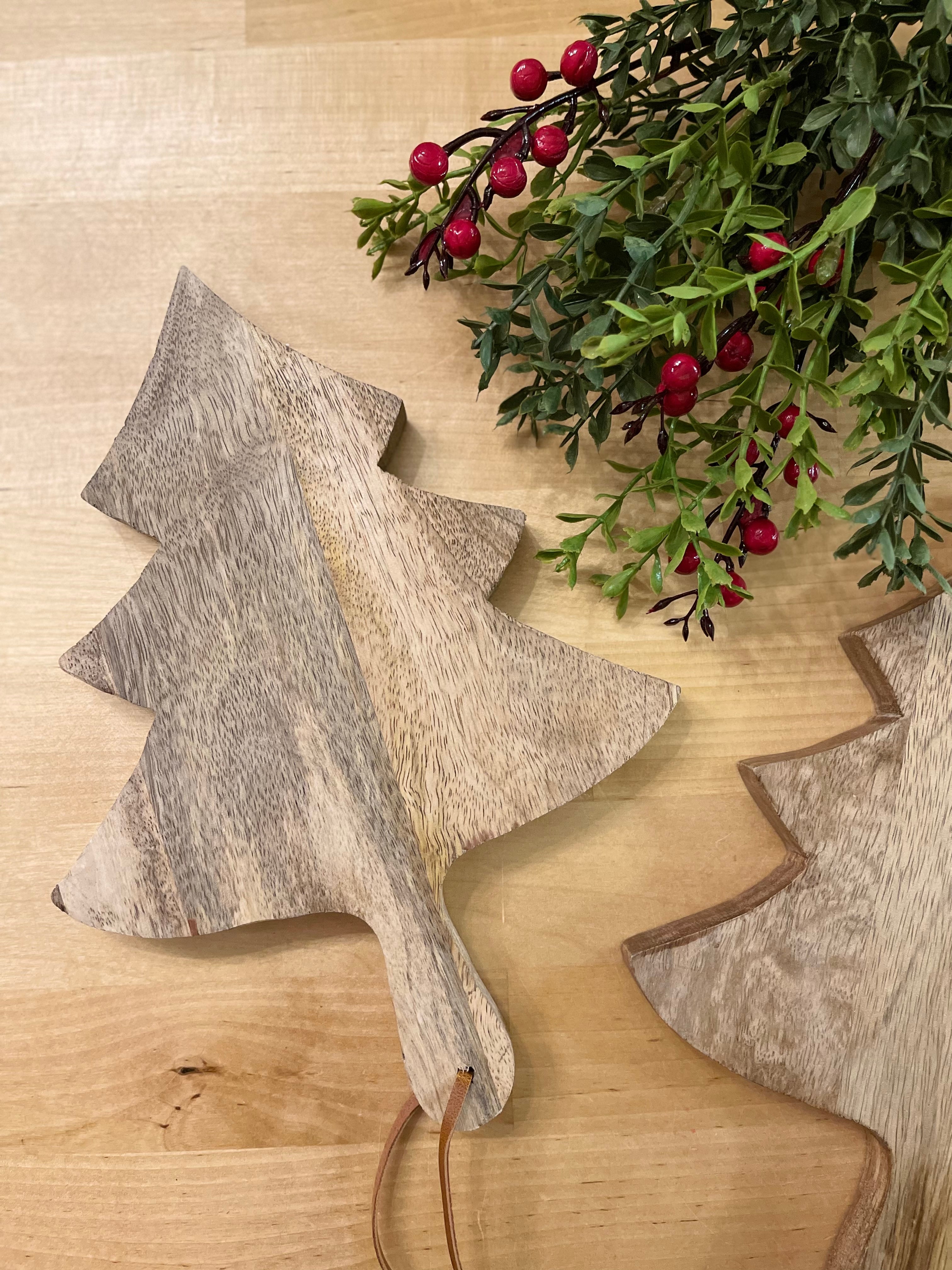 Christmas Tree Cheese/Cutting Board with Tie
