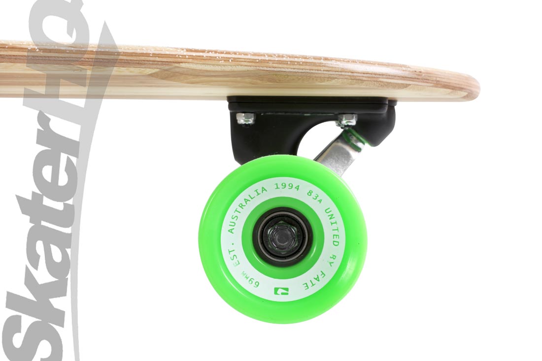 Globe Pinner Bamboo 44 Wood/Green - Skater HQ