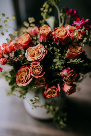 rose flower arrangement vase life tips