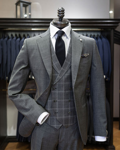 Image of Coppley grey suit on a mannequin