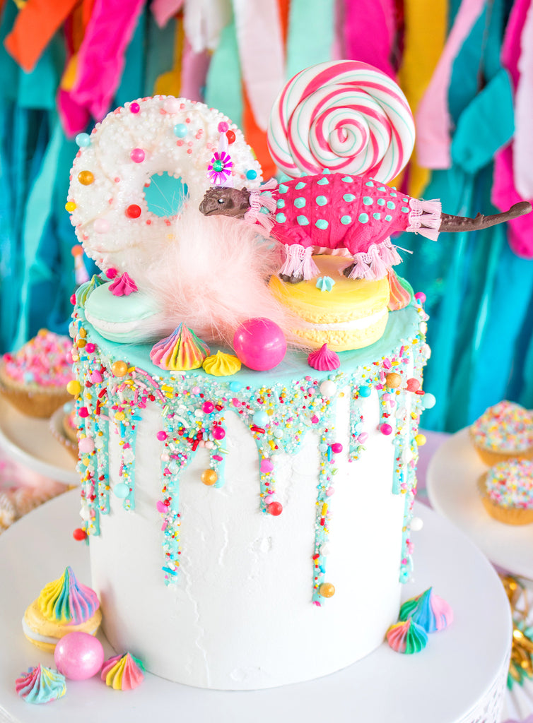 Rainbow Cakesicles Tutorial + Hip Hip Hooray Party Table | www.bakerspartyshop.com