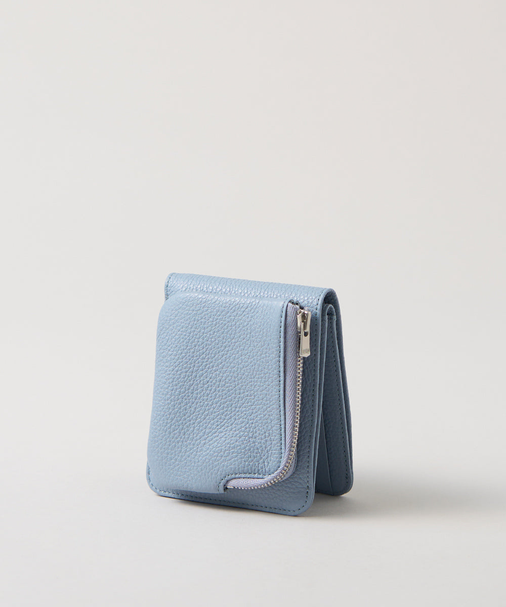 二つ折り財布》小銭ケースが外付けで動線スッキリな革財布。 – REN WEB