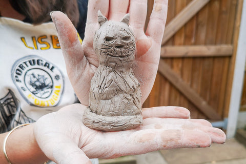 cat pottery sculpture