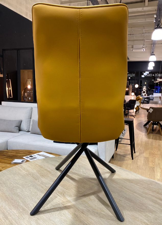 Chaise jaune en tissu jaune moutarde pieds métal noir - Souffle d'intérieur