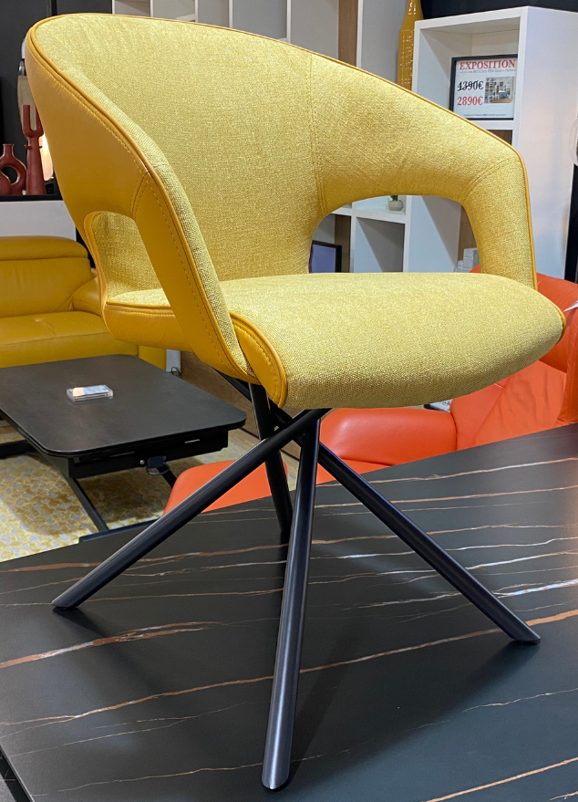 fauteuil de table a manger jaune moutarde pieds métal noir - Souffle d'intérieur